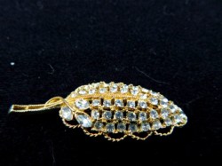 rhinestone leaf view